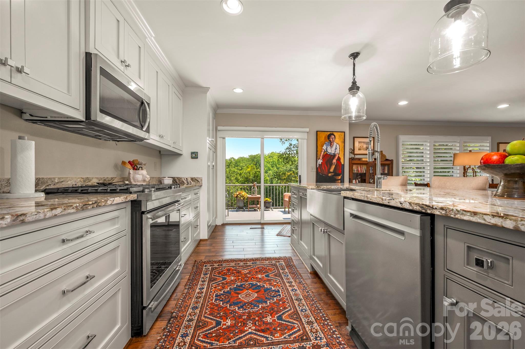 77 Chestnut Street #305 — Tryon