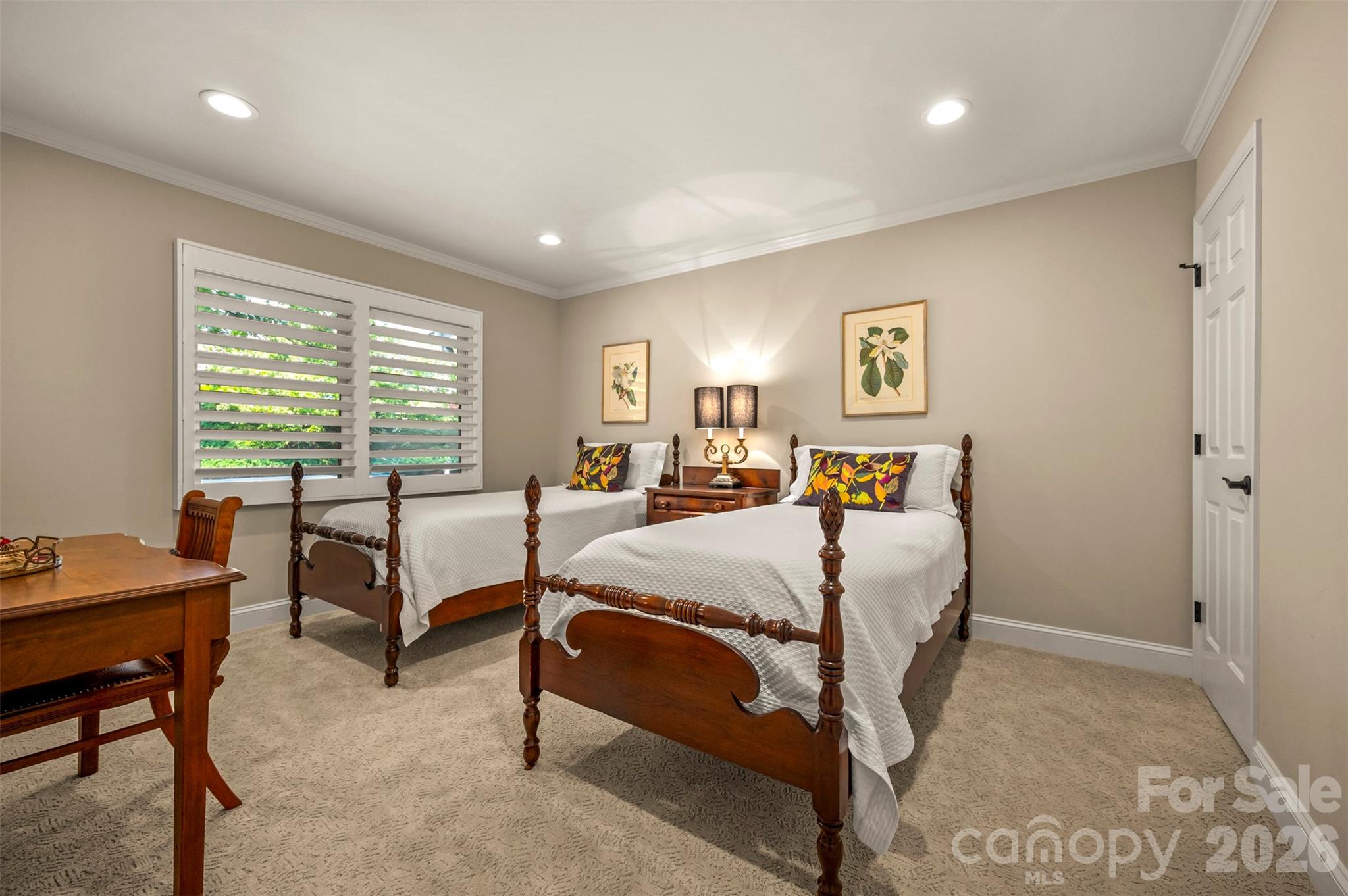 77 Chestnut Street #305 — Tryon