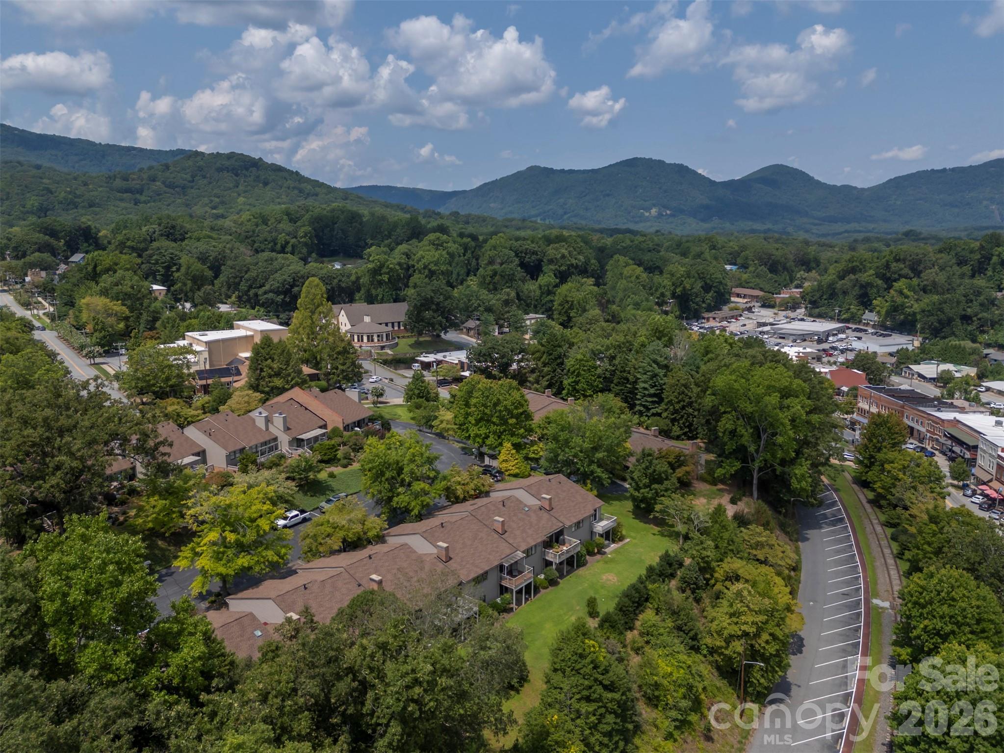 77 Chestnut Street #305 — Tryon