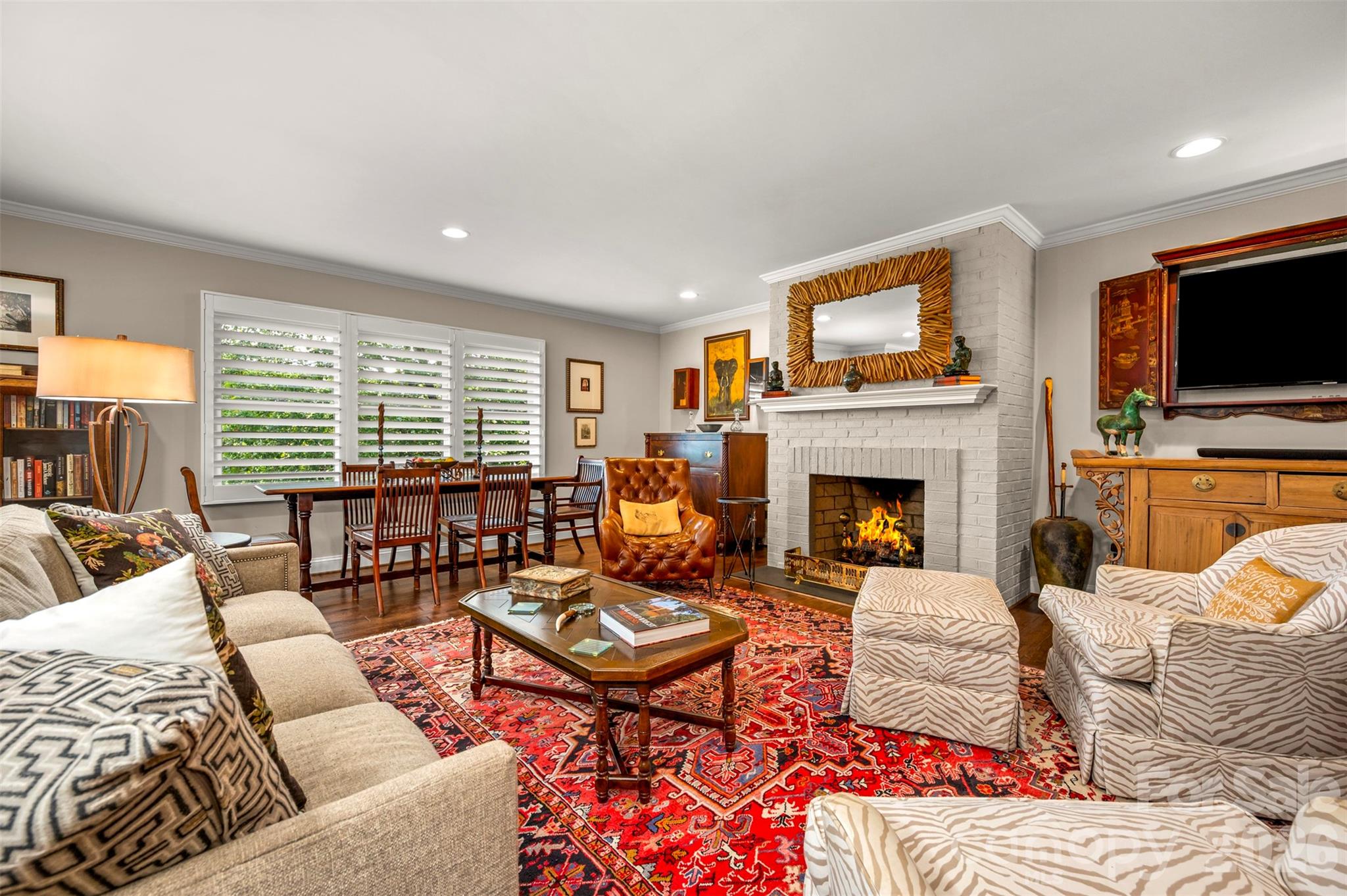 77 Chestnut Street #305 — Tryon