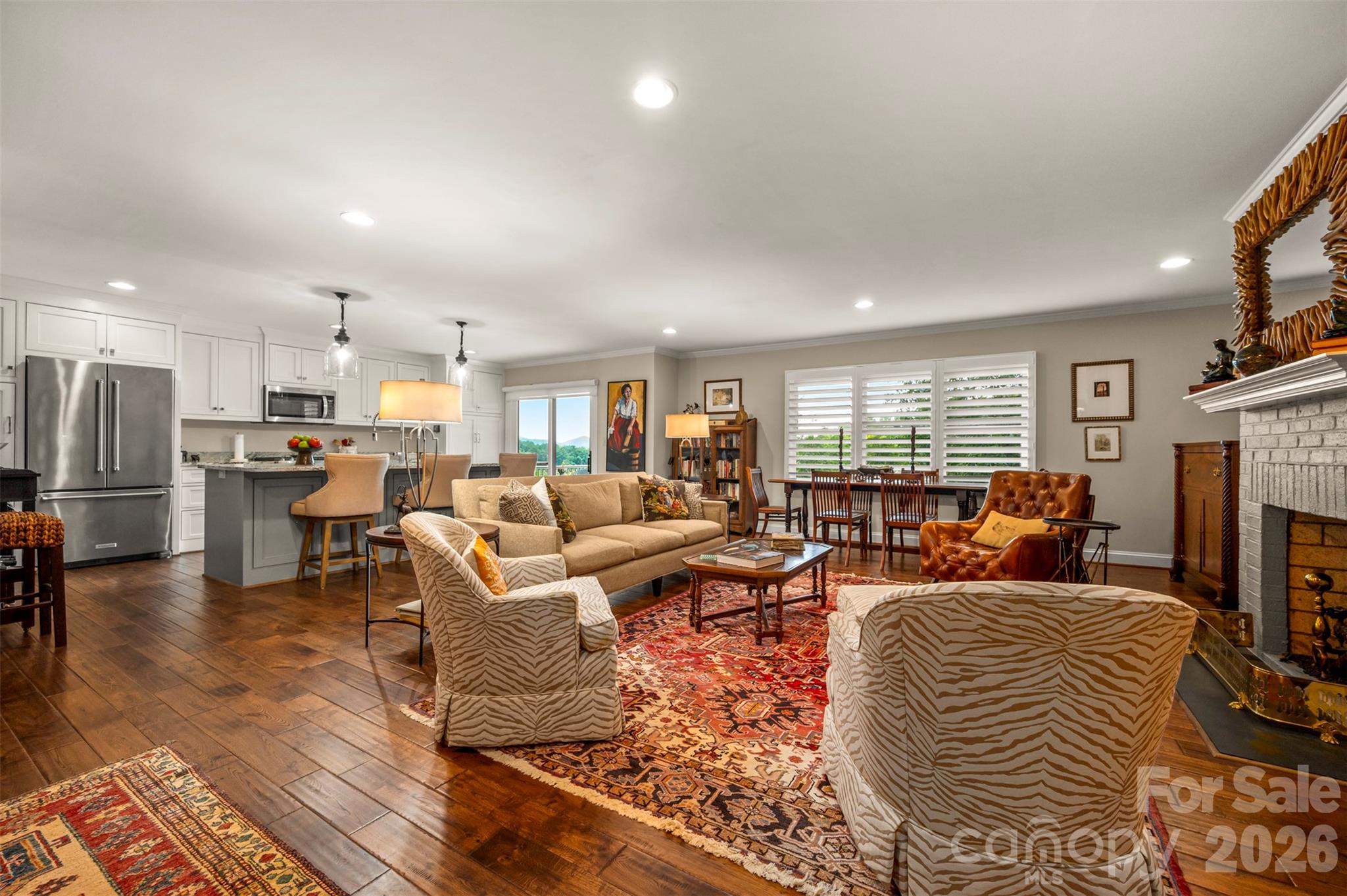 77 Chestnut Street #305 — Tryon