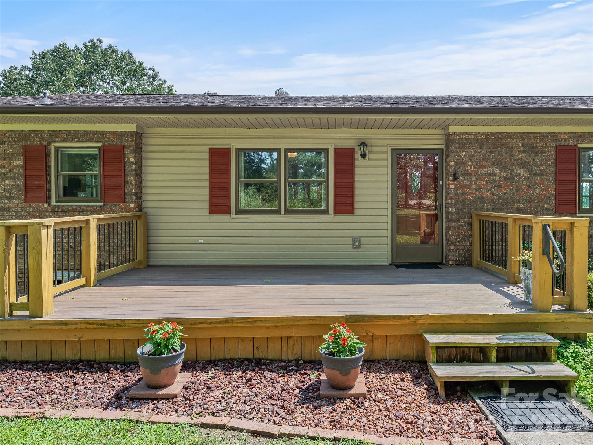 38 Chadwick Wade Drive — Asheville