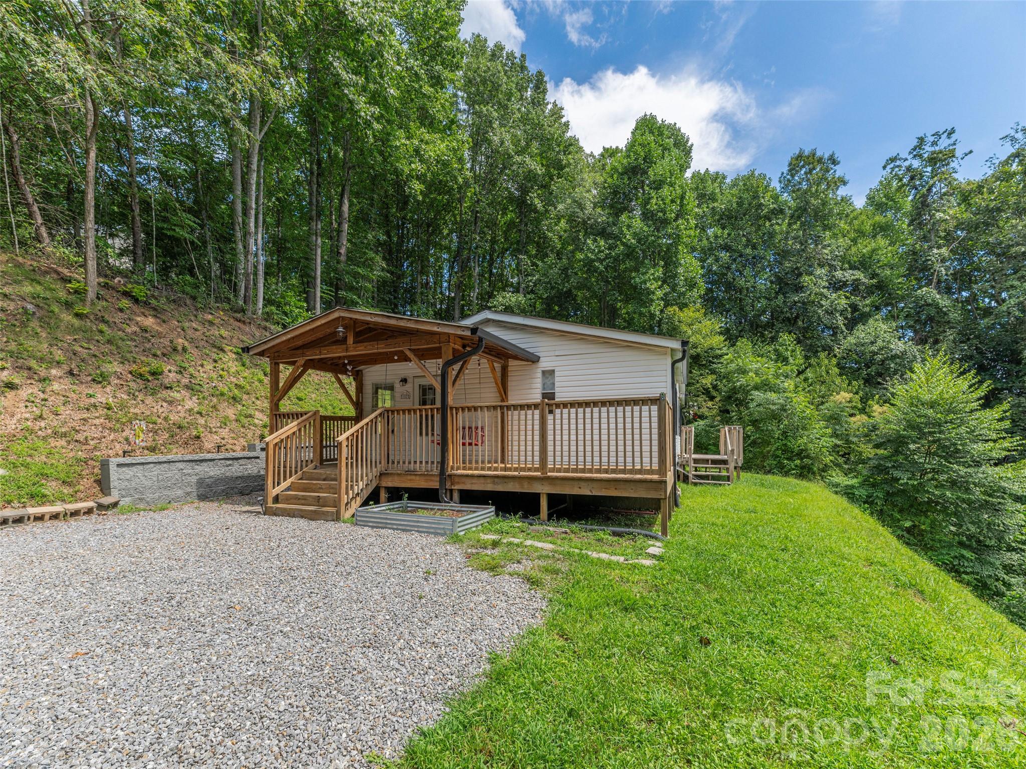152 Hollon Cove — Waynesville