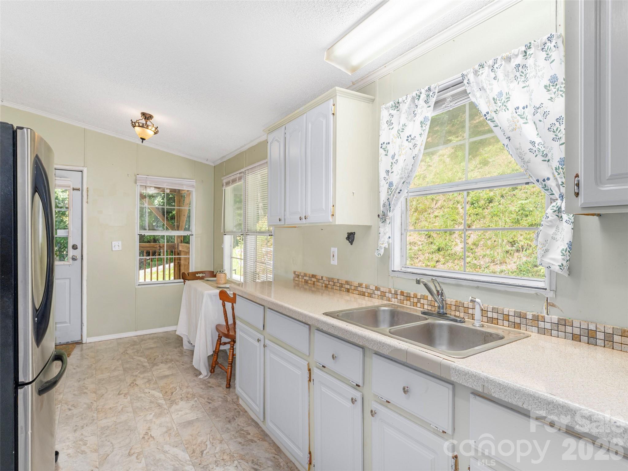 152 Hollon Cove — Waynesville