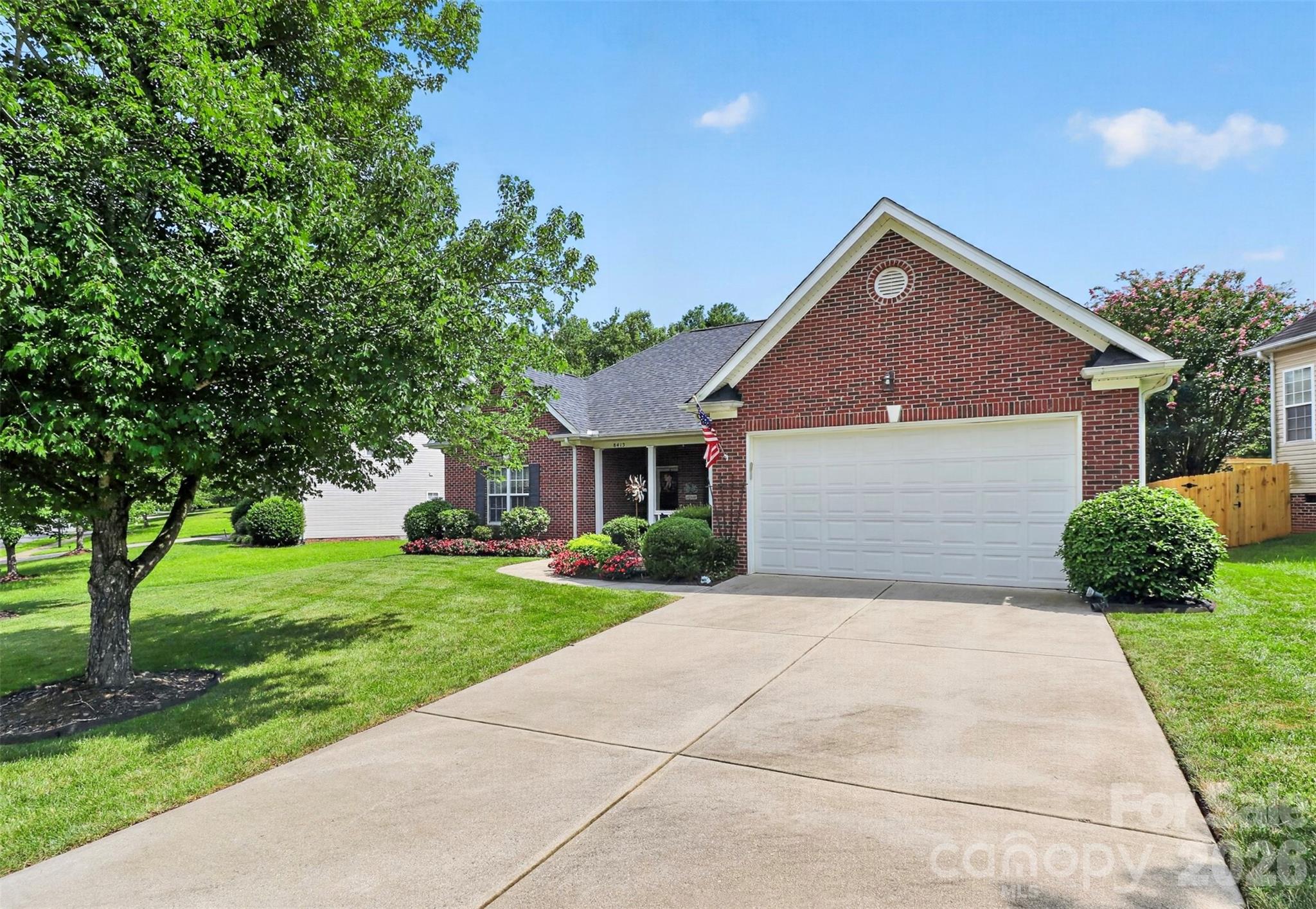 8413 Suttonview Drive — Charlotte