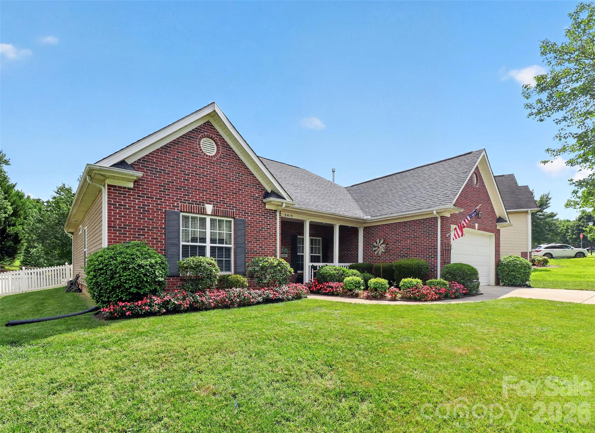 8413 Suttonview Drive — Charlotte