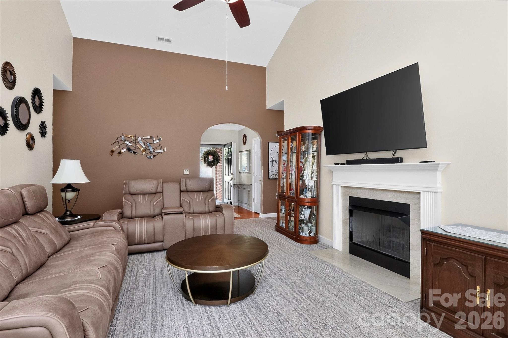 8413 Suttonview Drive — Charlotte