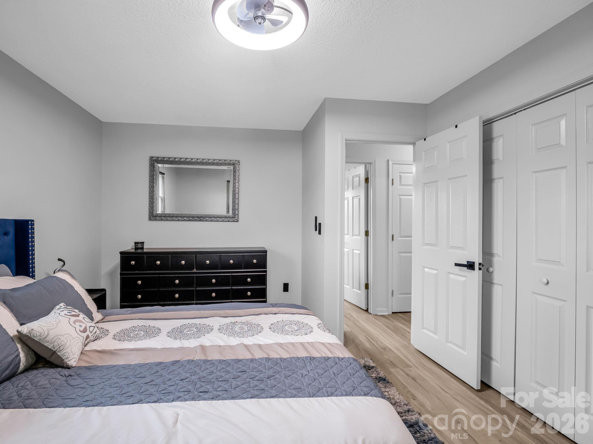 89 Hillview Circle — Brevard