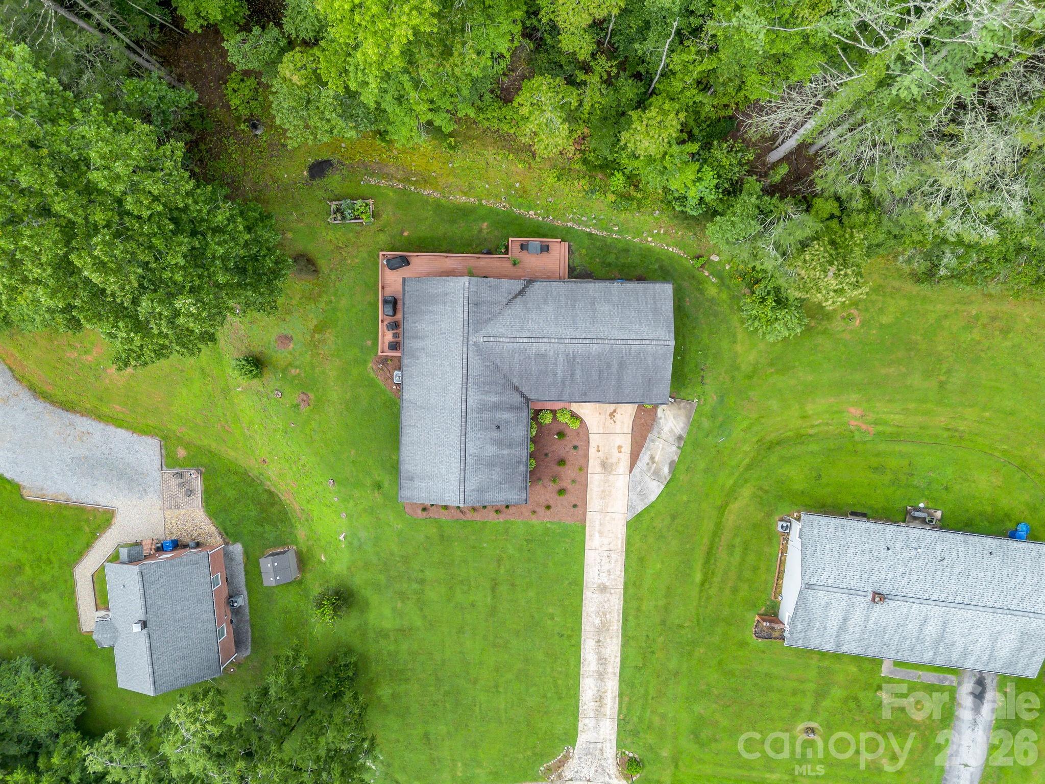 89 Hillview Circle — Brevard