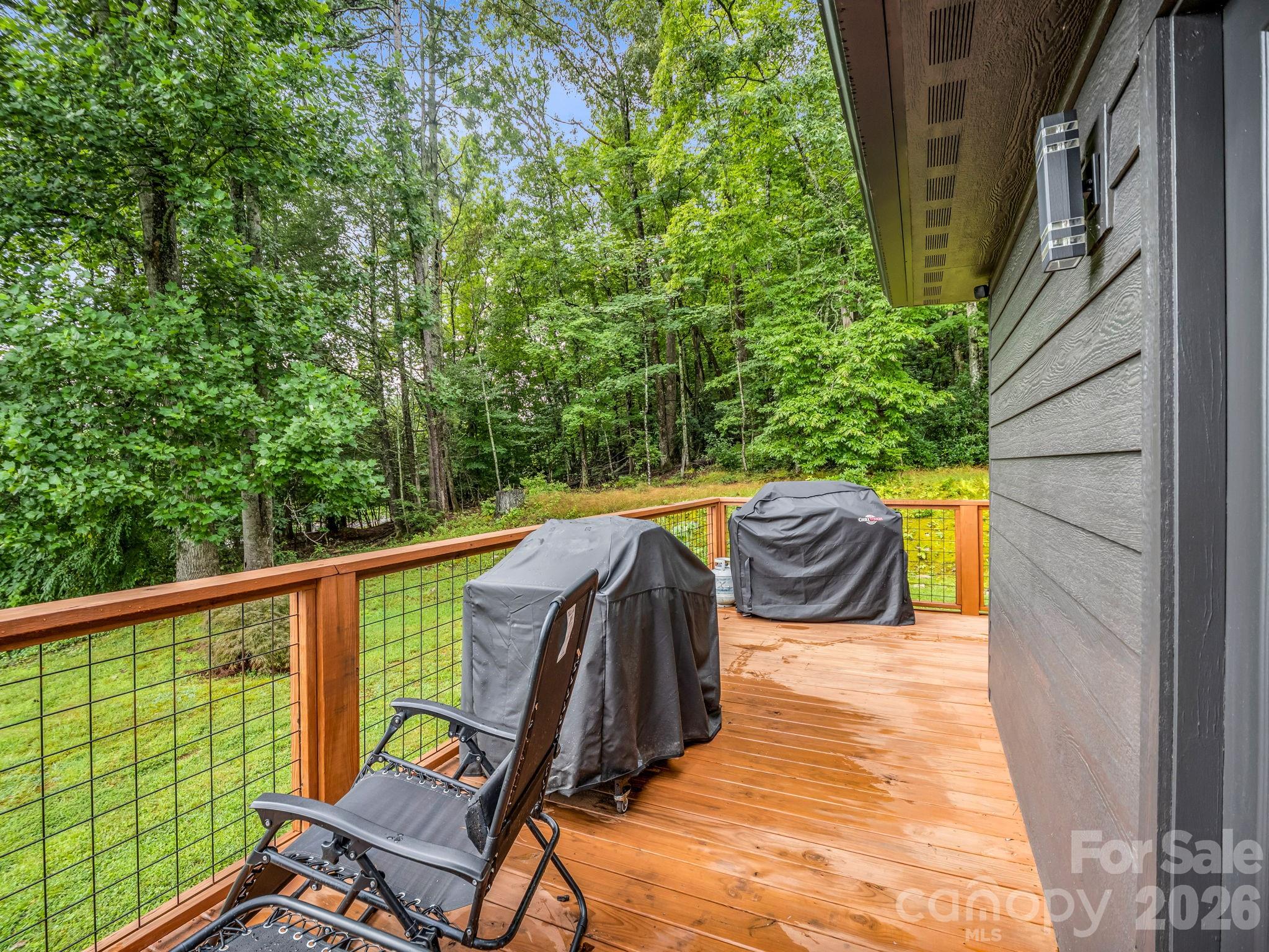 89 Hillview Circle — Brevard