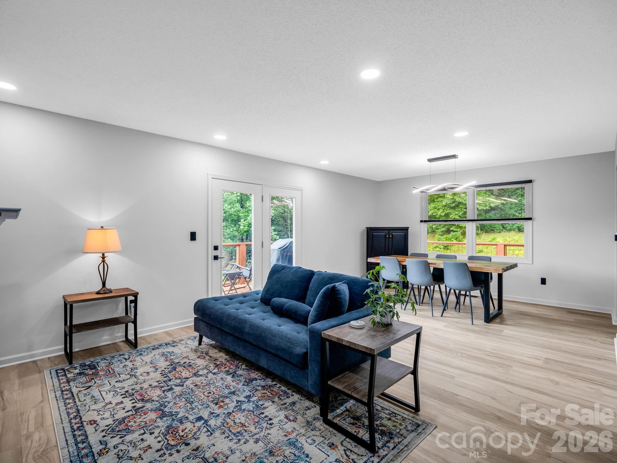 89 Hillview Circle — Brevard