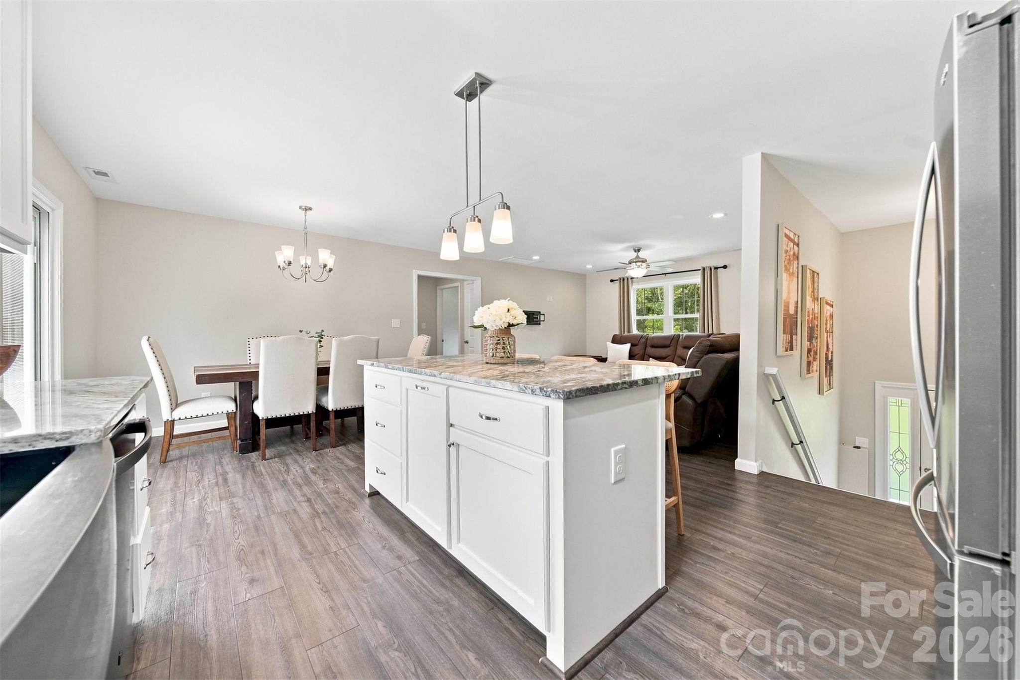 2953 2nd Street Court NW — Hickory