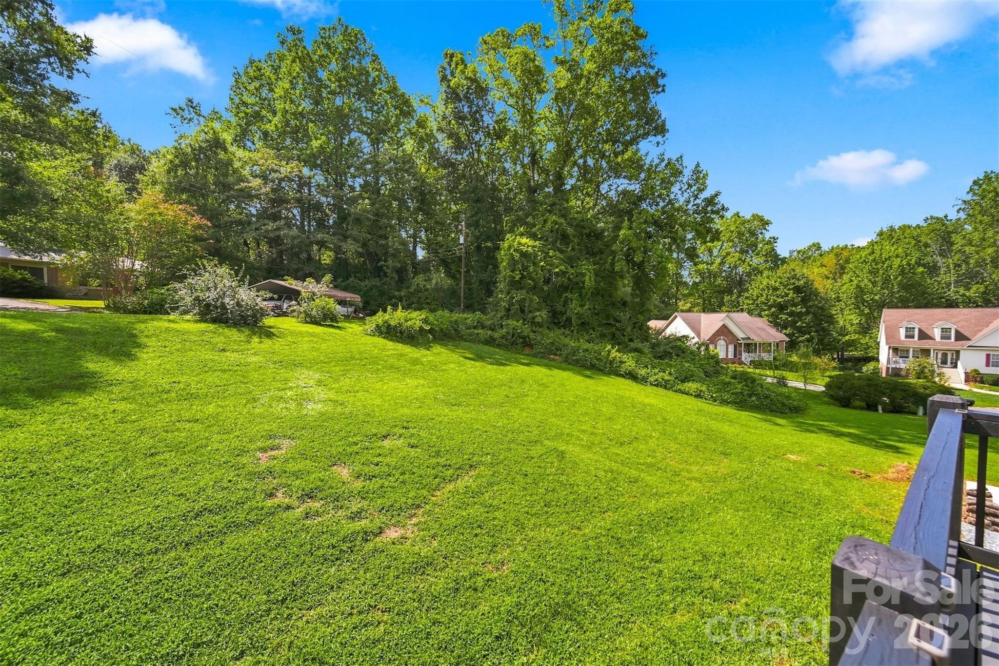2953 2nd Street Court NW — Hickory