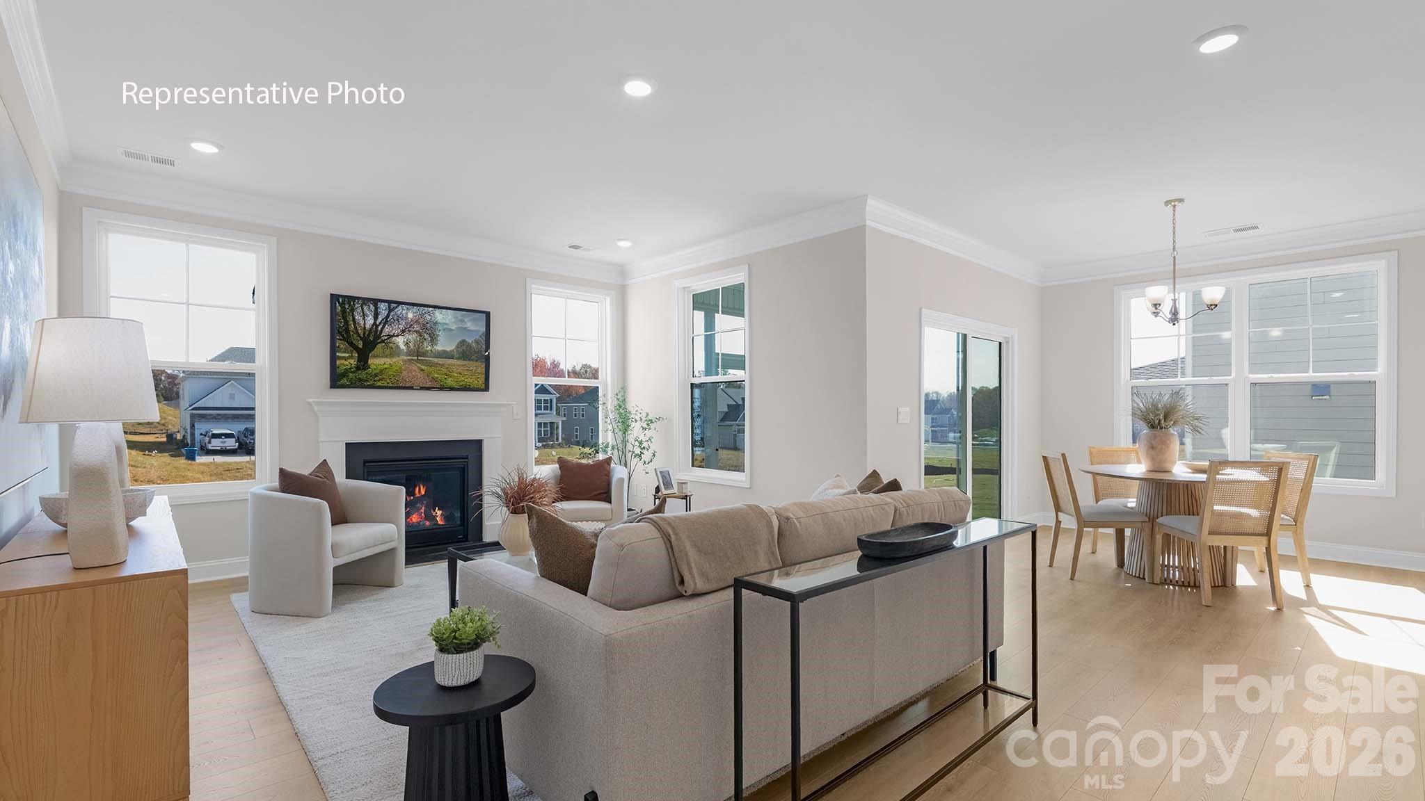 9205 Carver Avenue — Huntersville