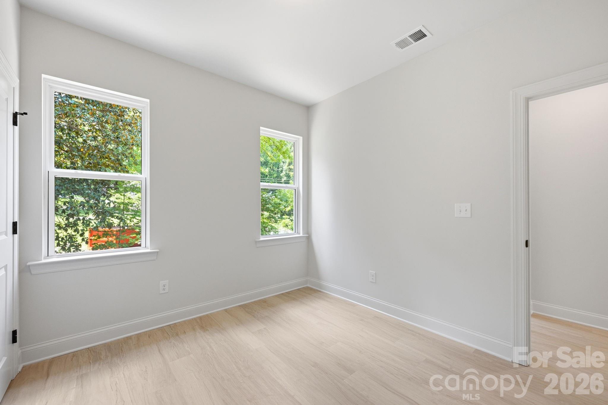 5016 Hoover Drive — Charlotte