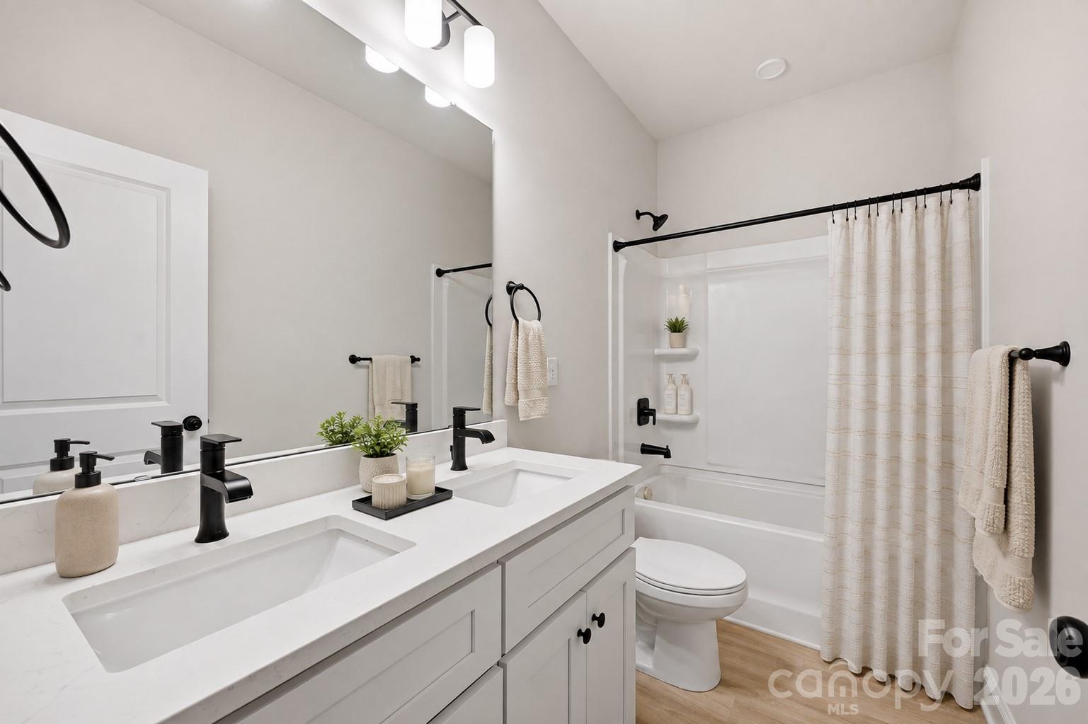 5016 Hoover Drive — Charlotte