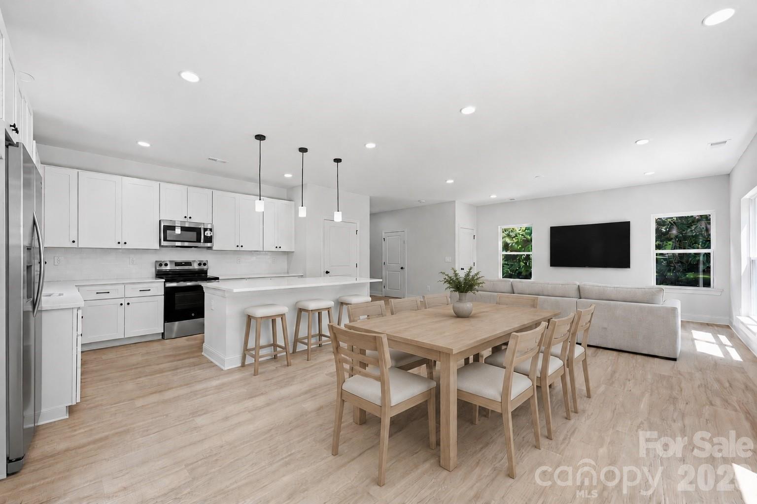 5016 Hoover Drive — Charlotte