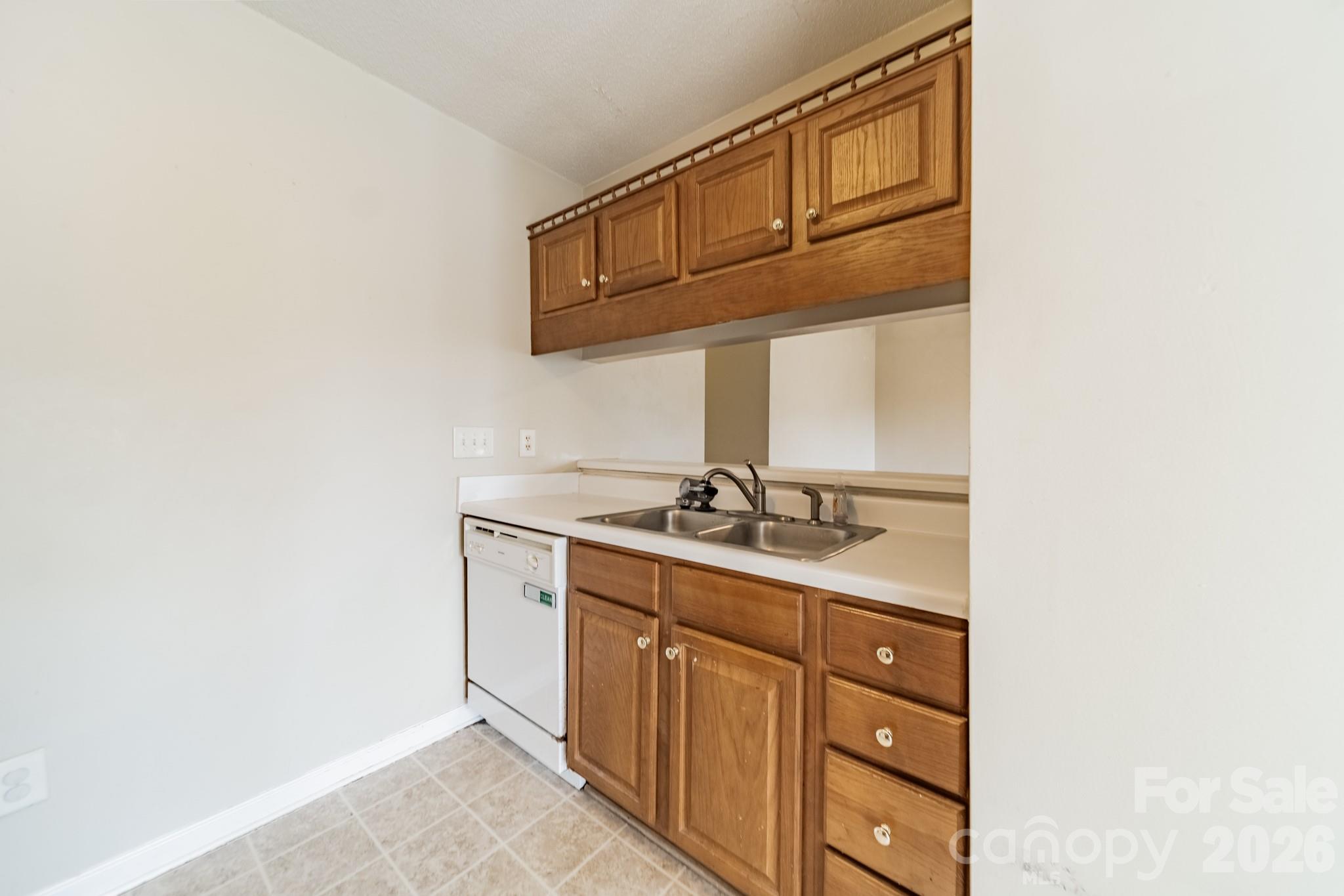1914 Mission Oaks Street — Kannapolis