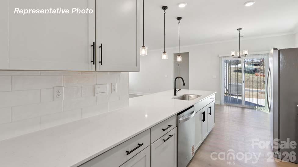 4113 Pin Alley — Huntersville