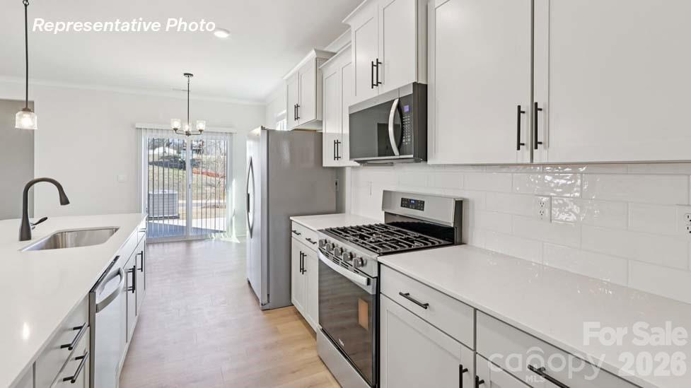 4113 Pin Alley — Huntersville