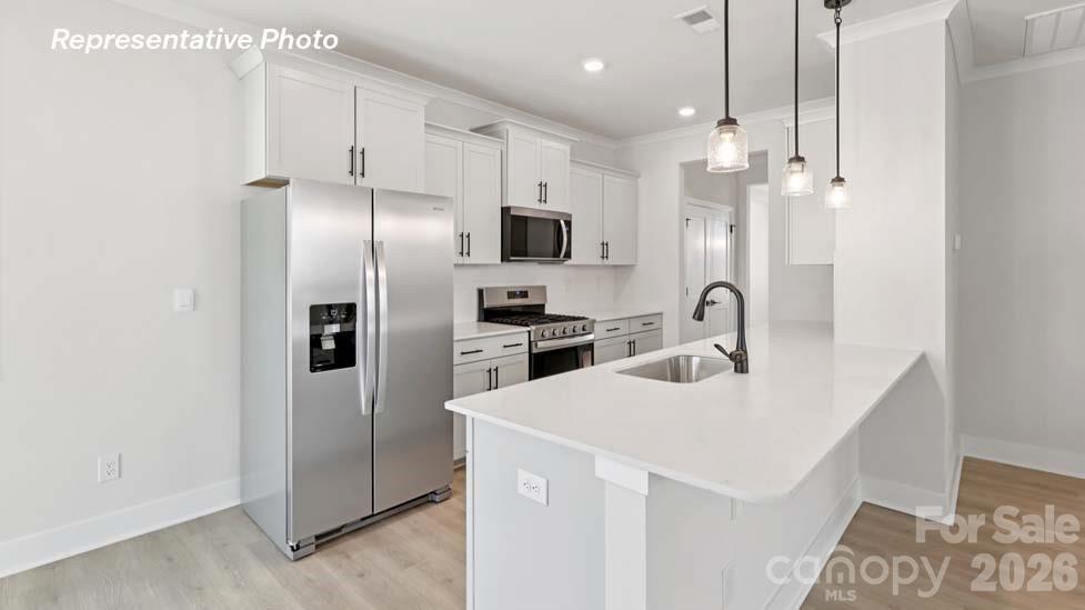 4113 Pin Alley — Huntersville