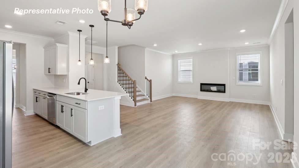 4113 Pin Alley — Huntersville