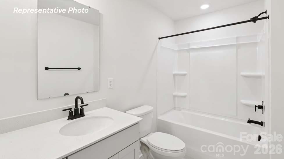 4113 Pin Alley — Huntersville