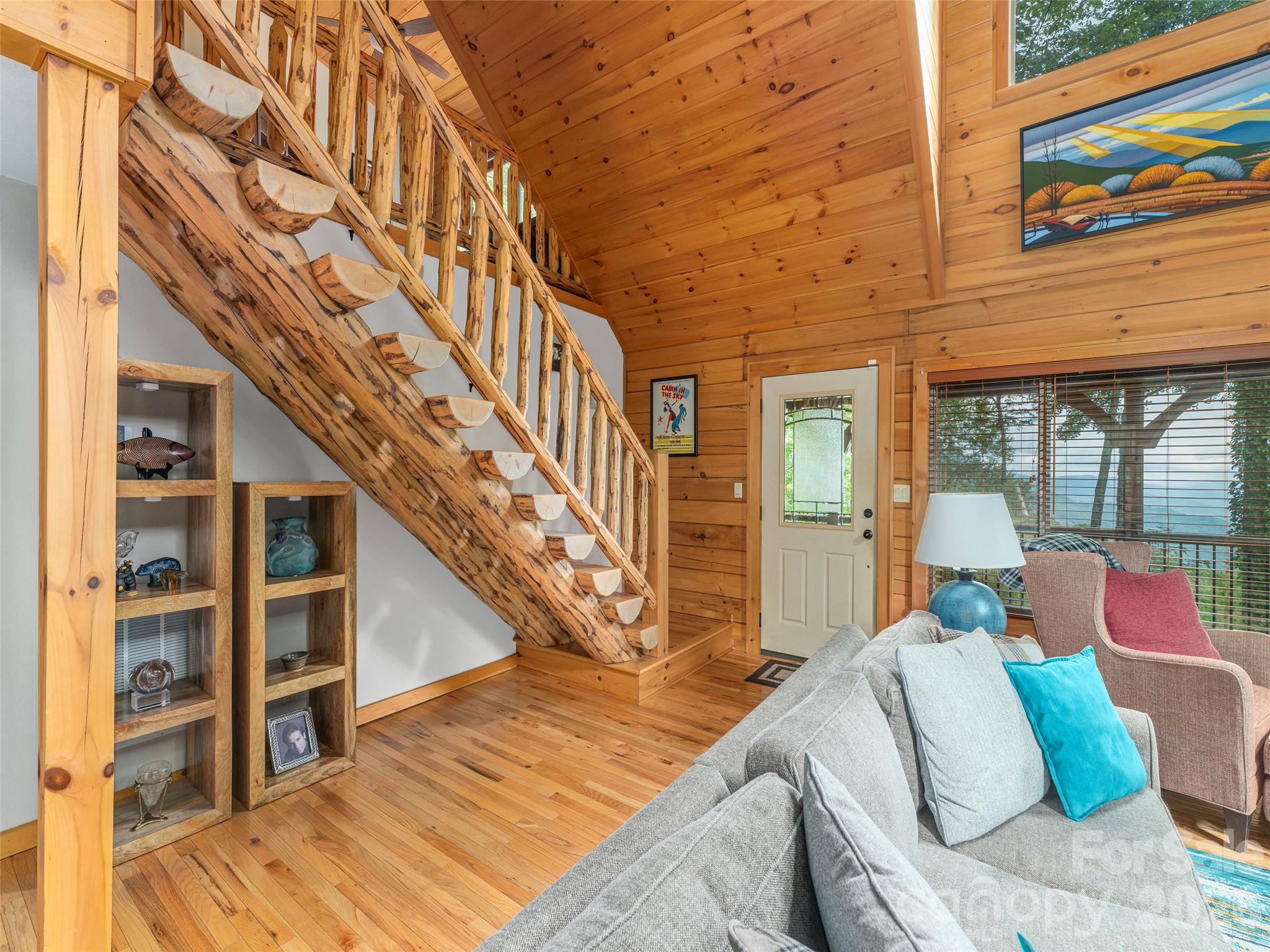 332 Gadohi Trail — Maggie Valley