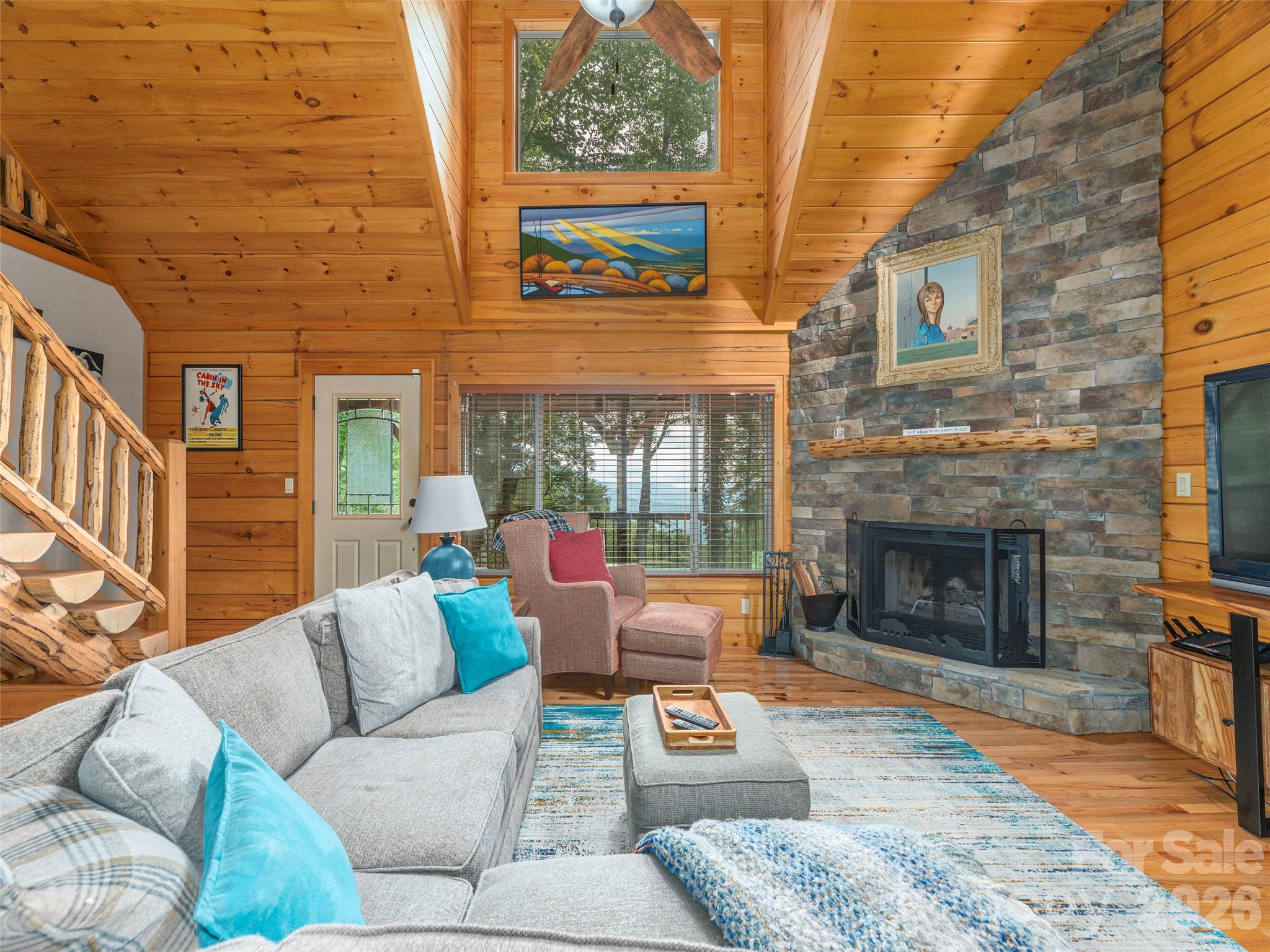 332 Gadohi Trail — Maggie Valley