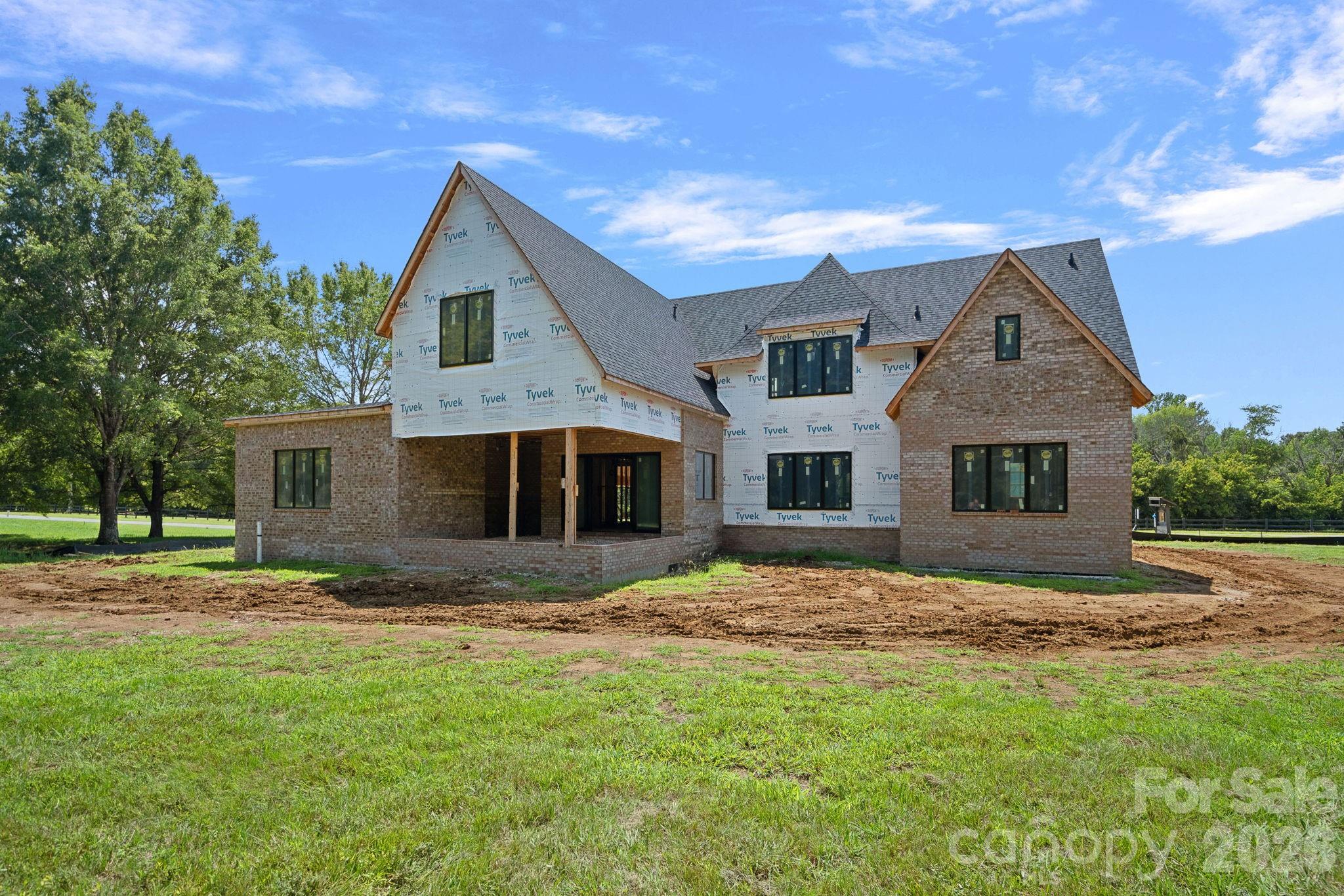 1011 Helaina Court — Waxhaw