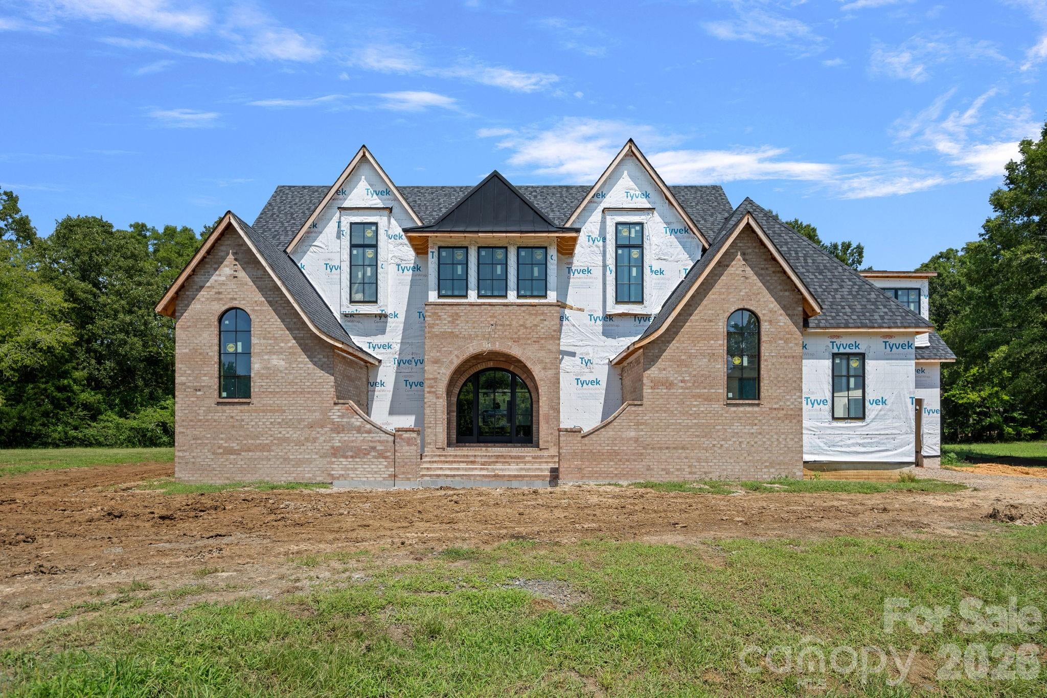 1011 Helaina Court — Waxhaw