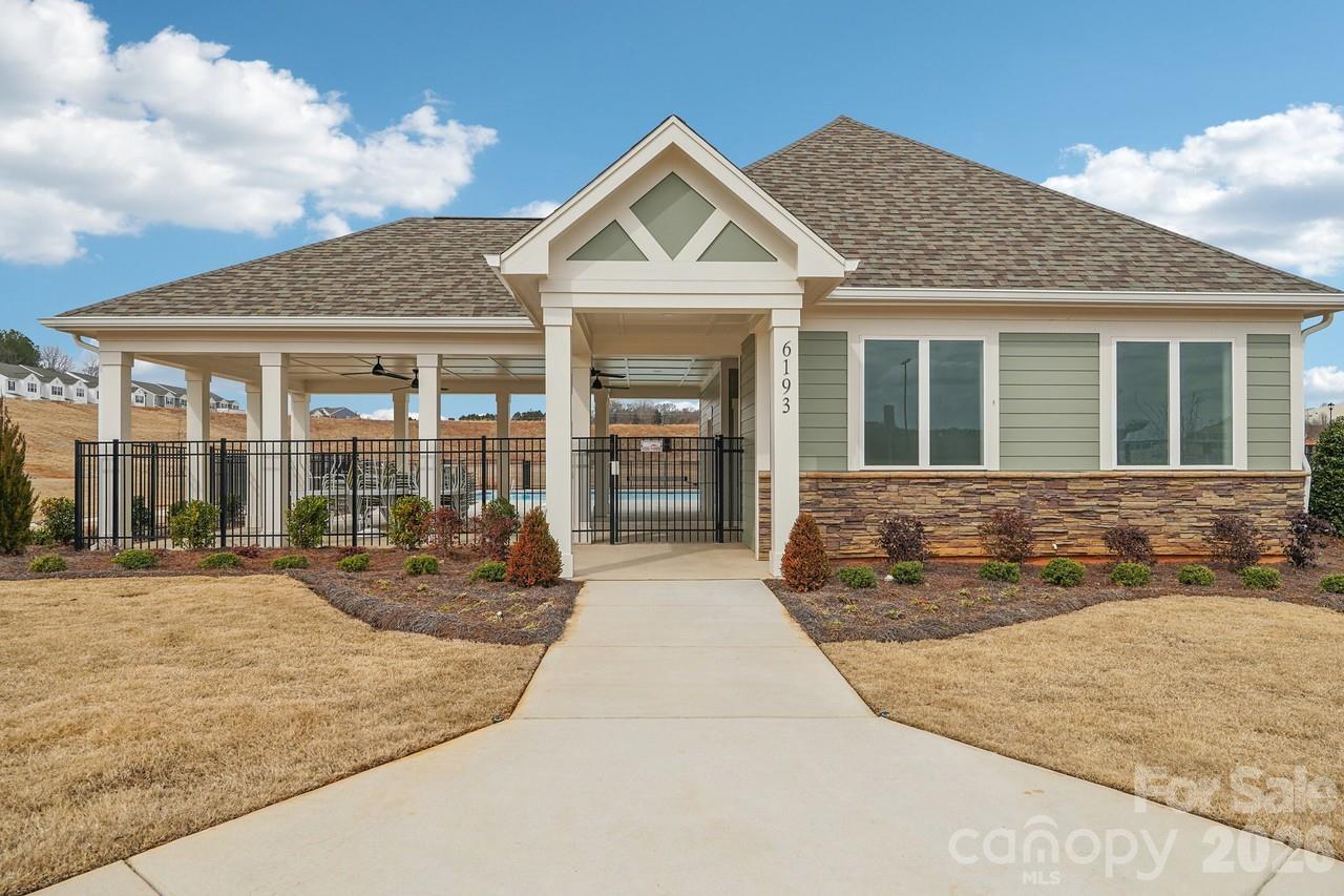 2808 Frances View Lane — Lincolnton