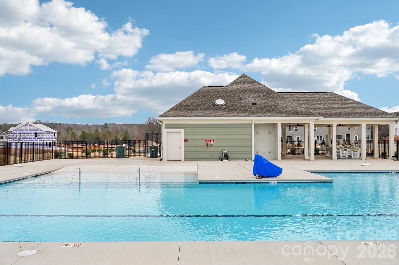 2808 Frances View Lane — Lincolnton