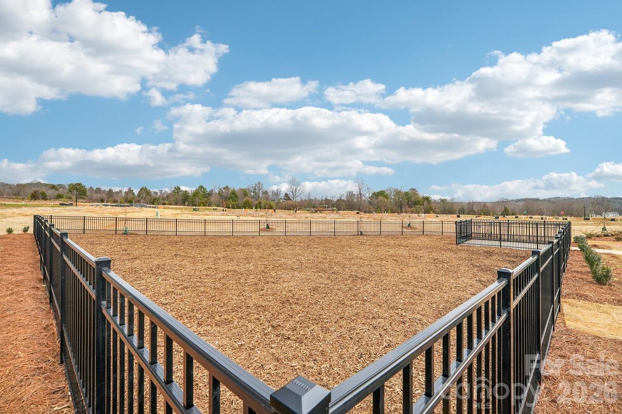2808 Frances View Lane — Lincolnton