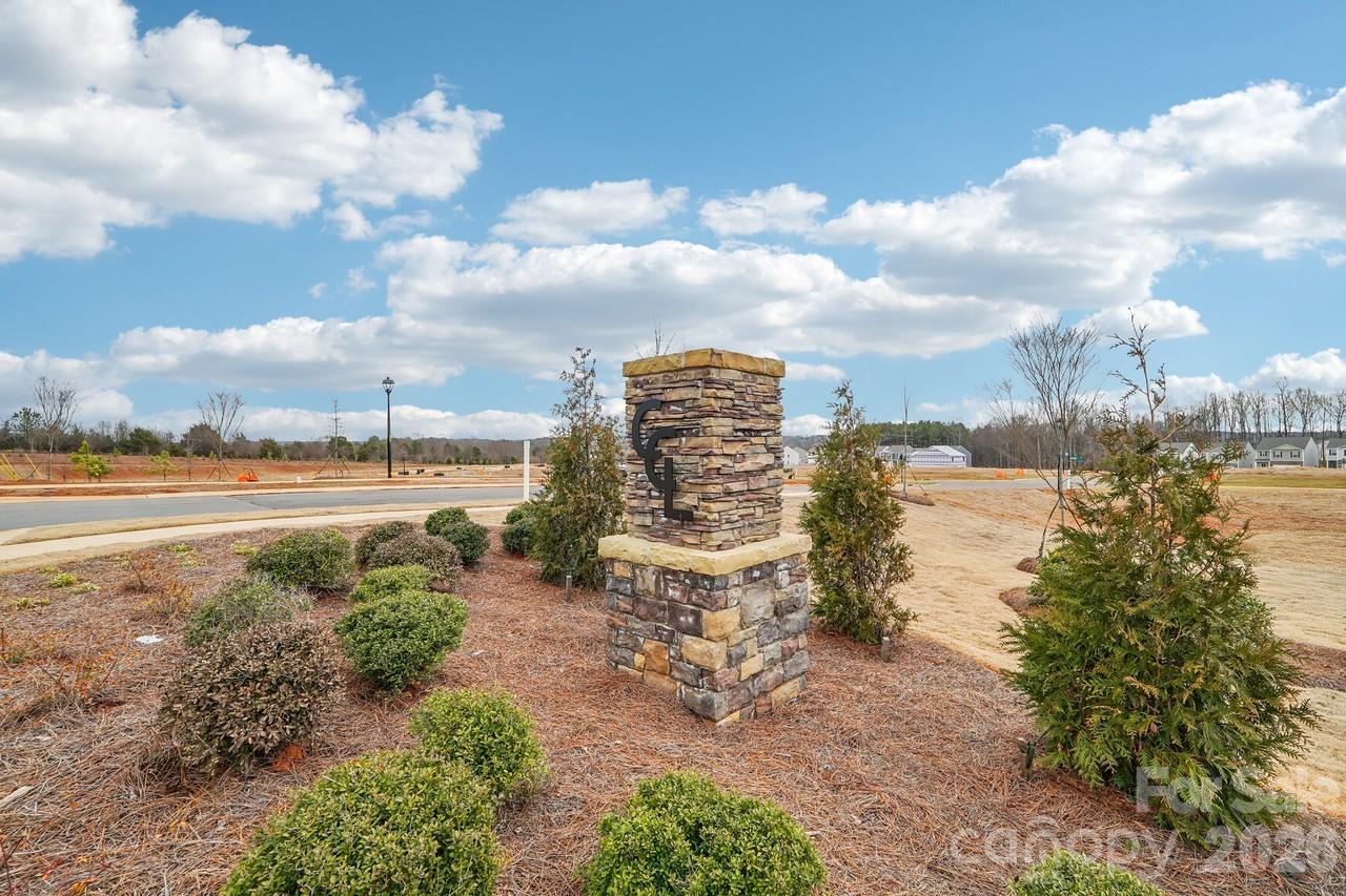 2808 Frances View Lane — Lincolnton