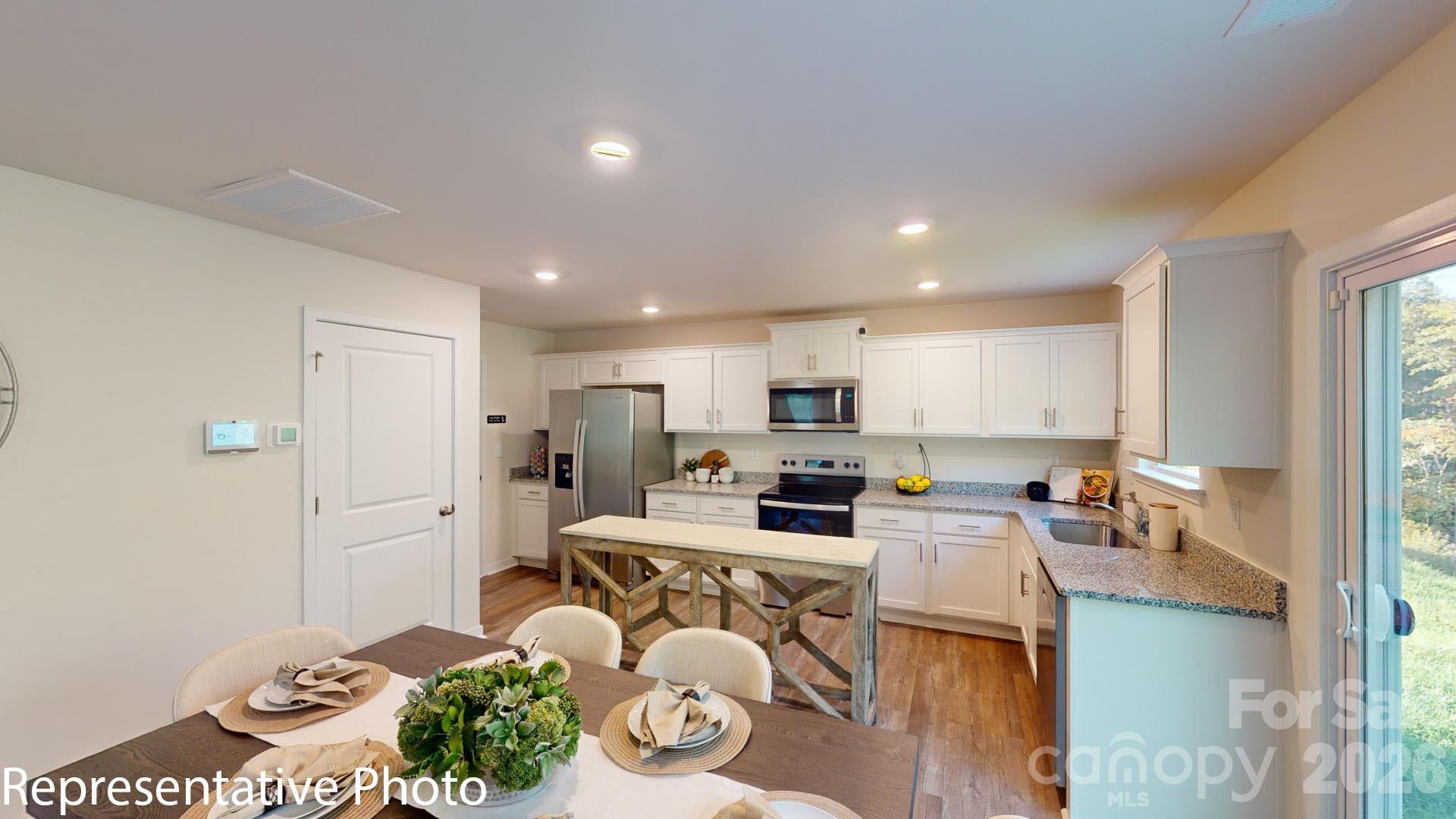 2808 Frances View Lane — Lincolnton