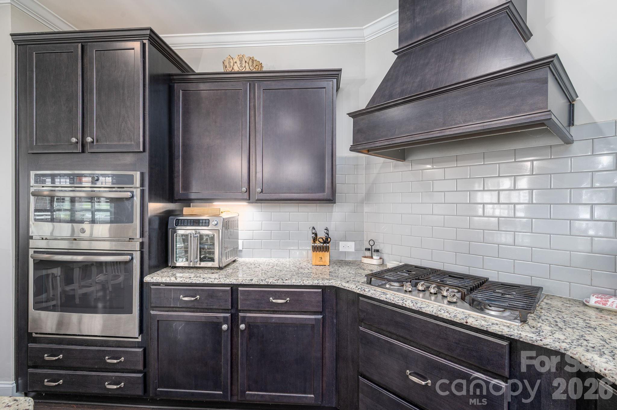 5228 Courtyard Lane — Belmont