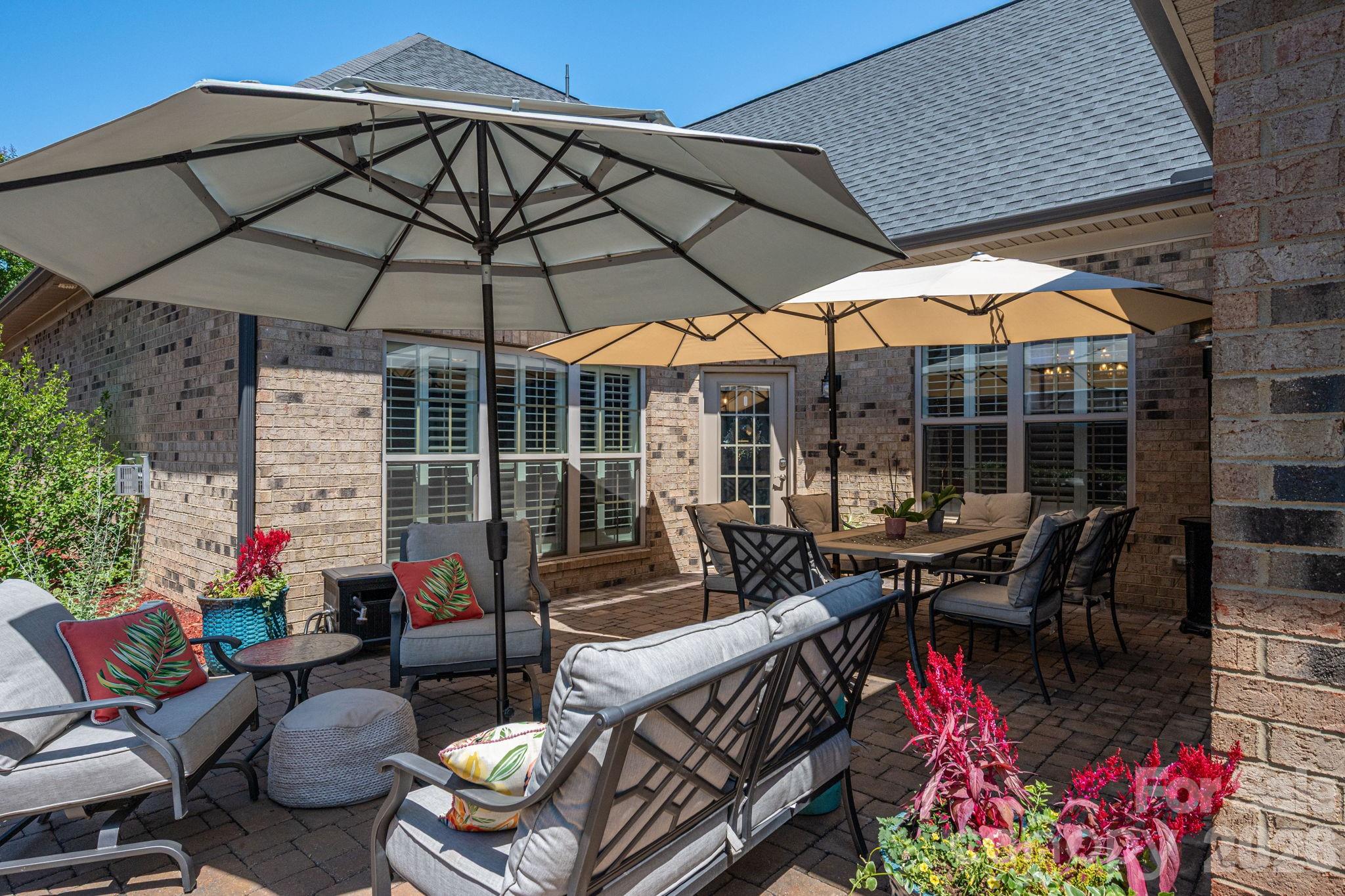5228 Courtyard Lane — Belmont