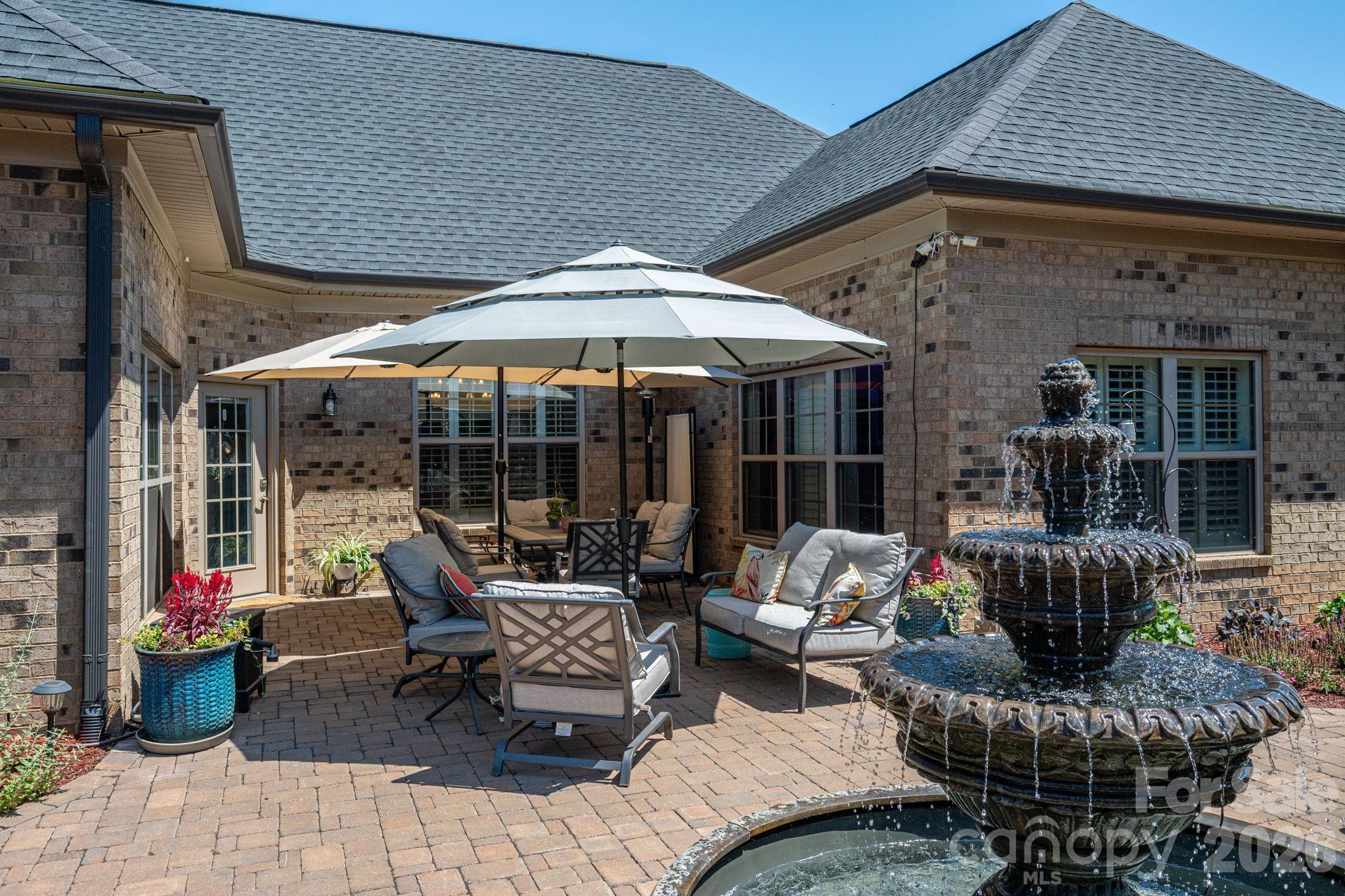 5228 Courtyard Lane — Belmont