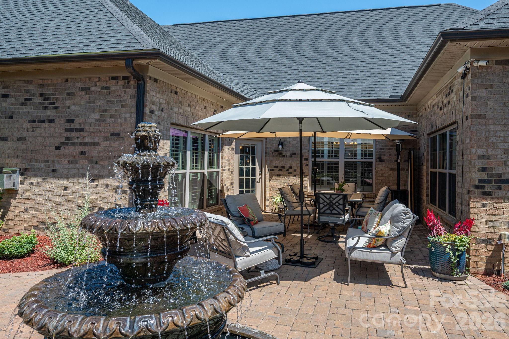 5228 Courtyard Lane — Belmont