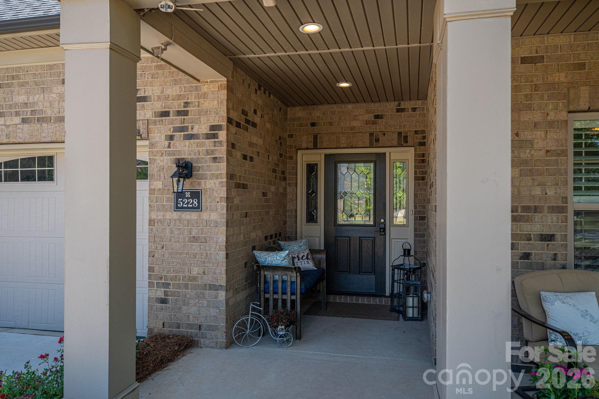 5228 Courtyard Lane — Belmont