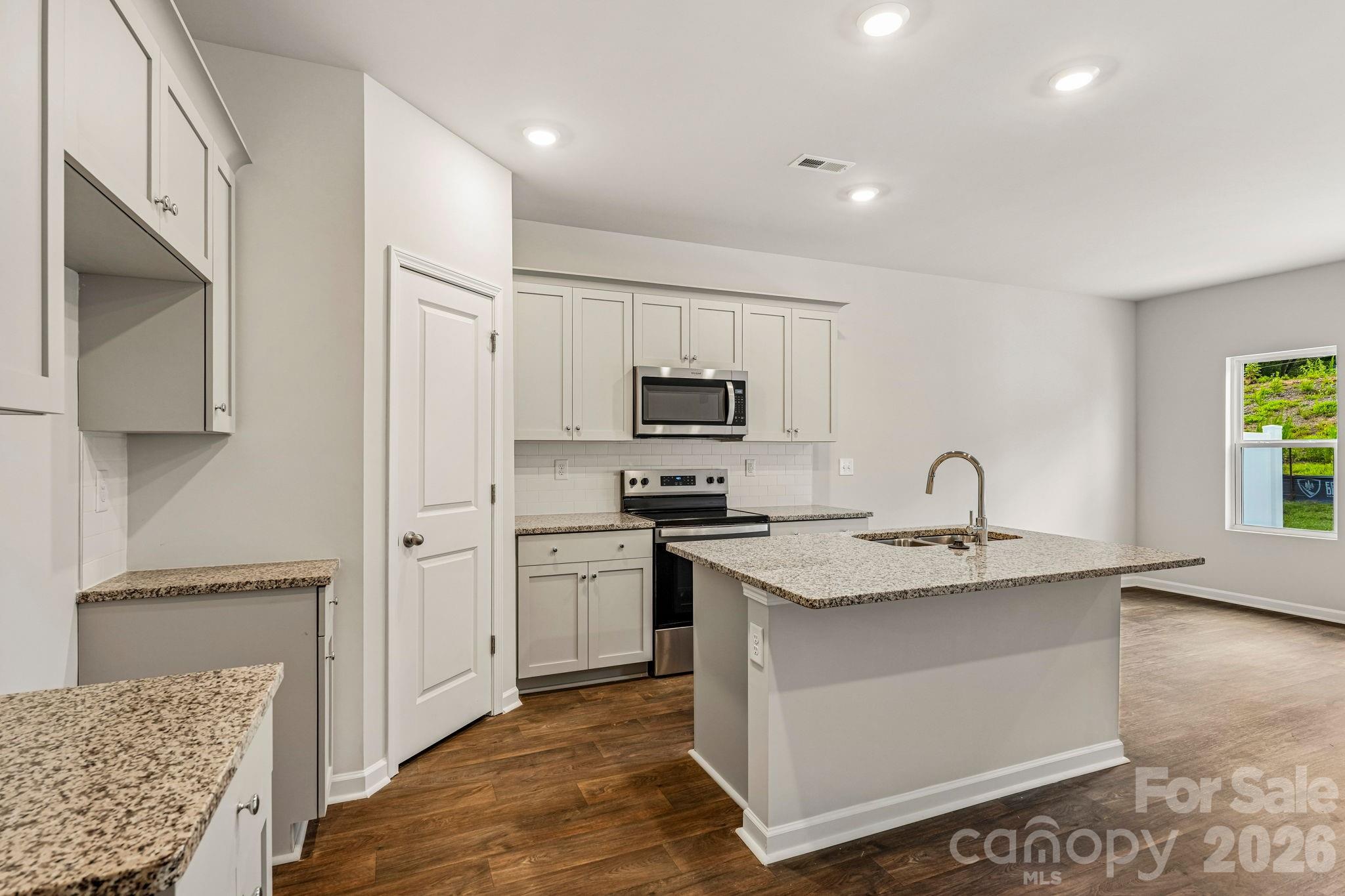 4615 Green Drake Drive #25 — Charlotte