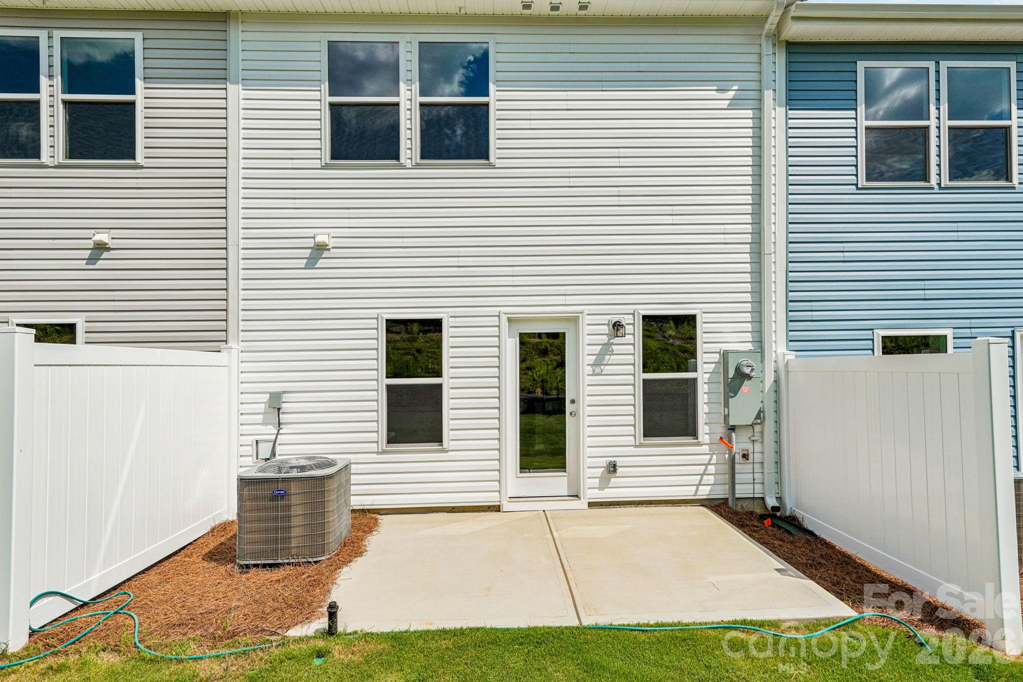 4615 Green Drake Drive #25 — Charlotte