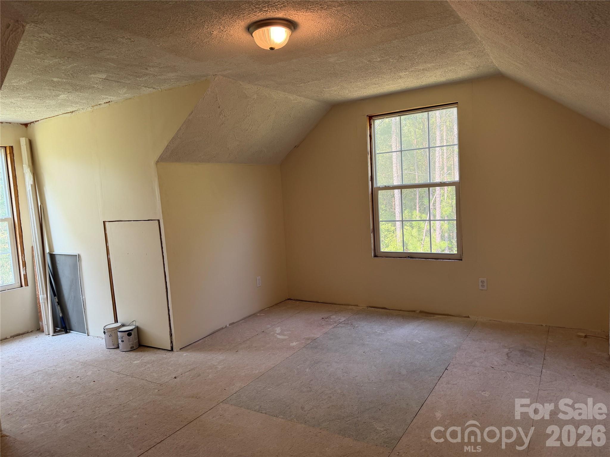 2787 Kiker Road — Peachland