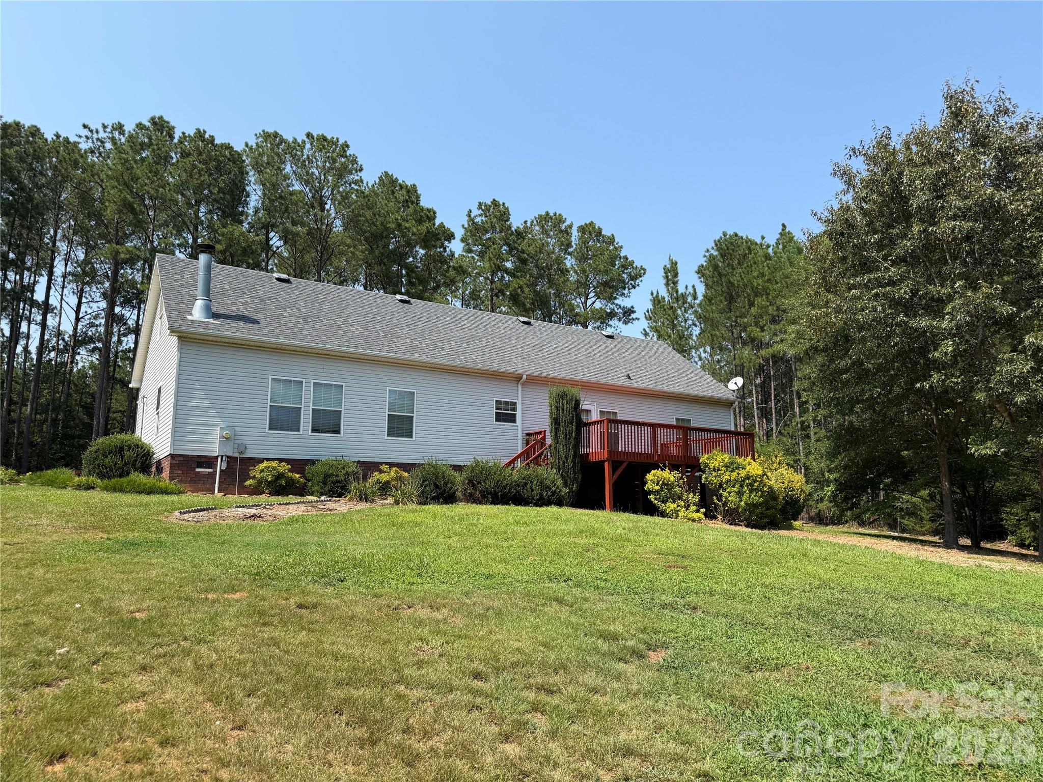 2787 Kiker Road — Peachland