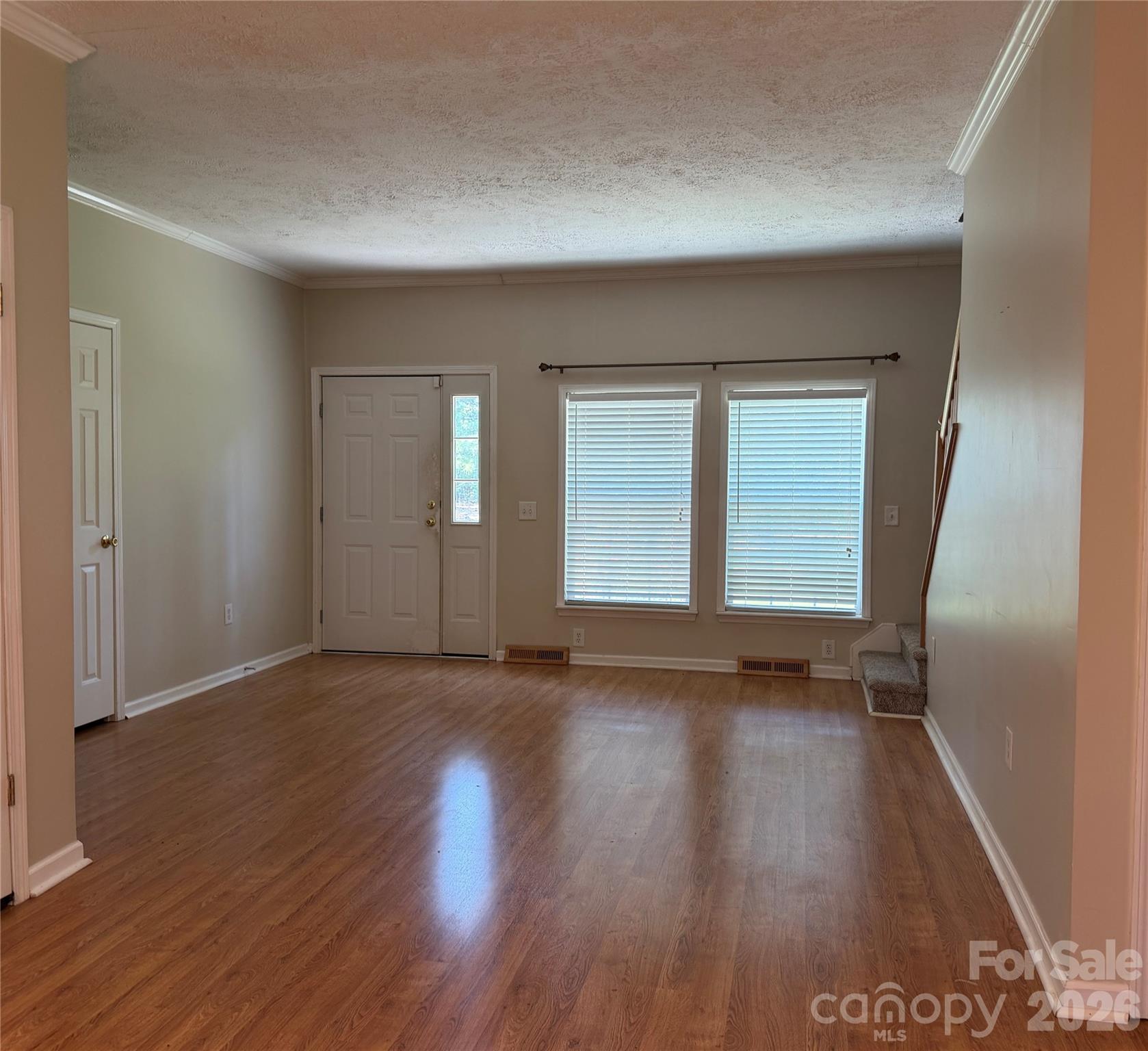 2787 Kiker Road — Peachland