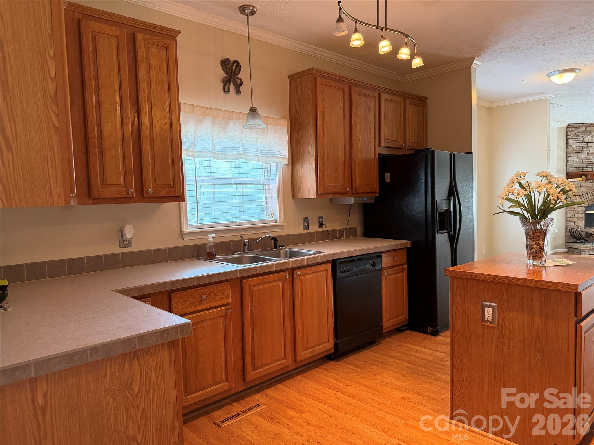 2787 Kiker Road — Peachland