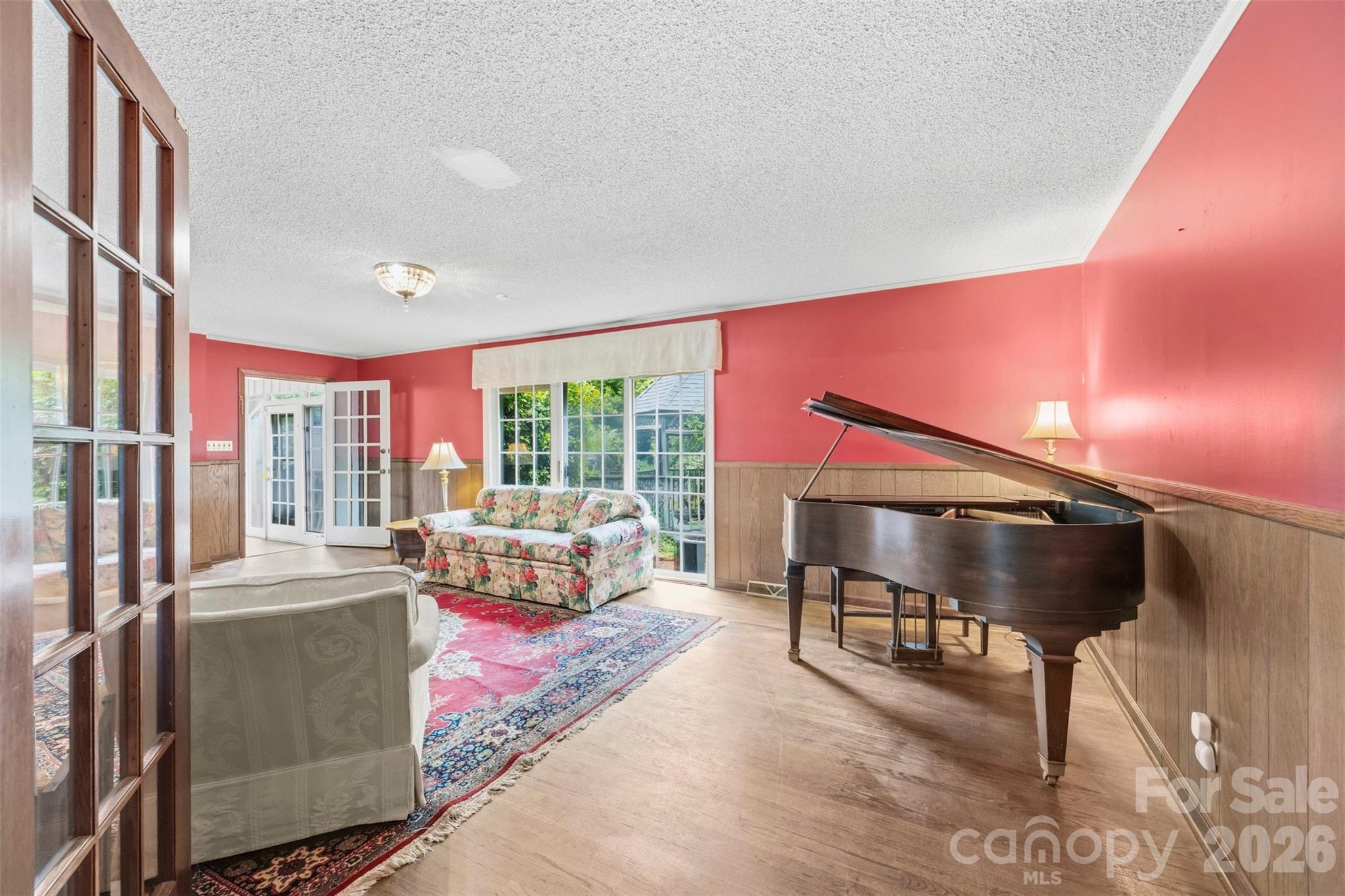 3110 Robinwood Road — Gastonia