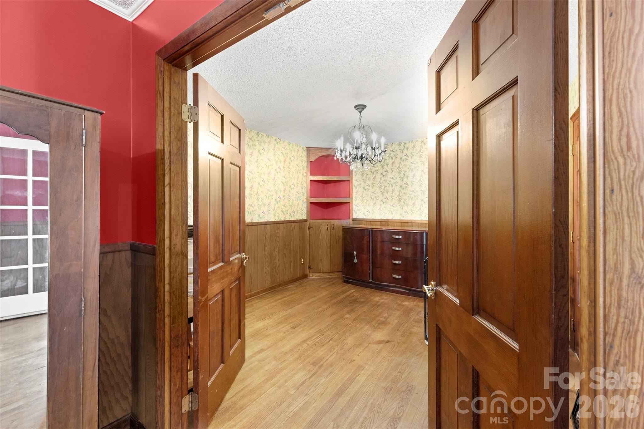 3110 Robinwood Road — Gastonia