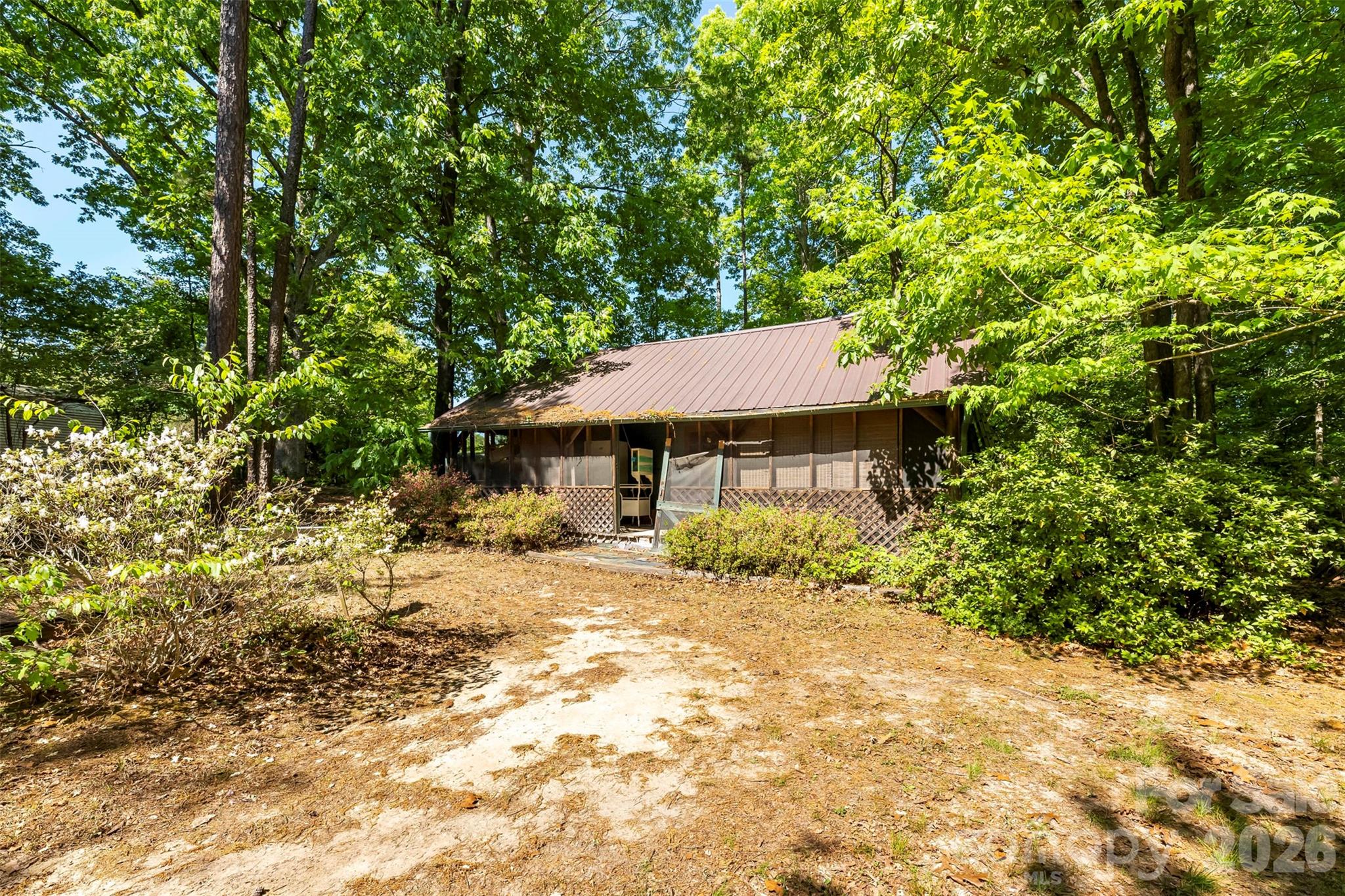 3110 Robinwood Road — Gastonia